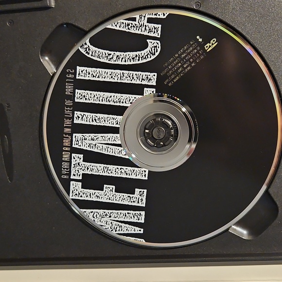 Metallica A Year and A Half In The Life Of ... Part 1&2 (DVD 1999) - Picture 3 of 5